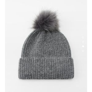 NWT Zara knit pompom beanie gray